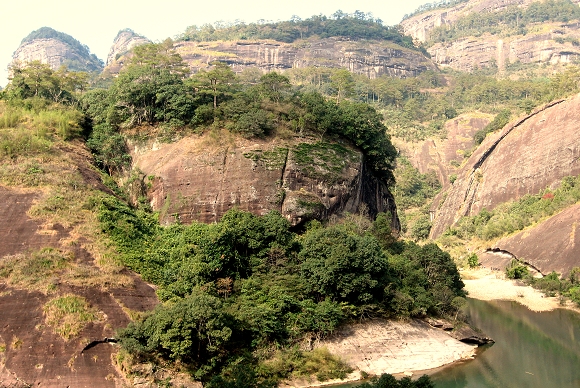 Wuyishan mit Danxia-Landschaft