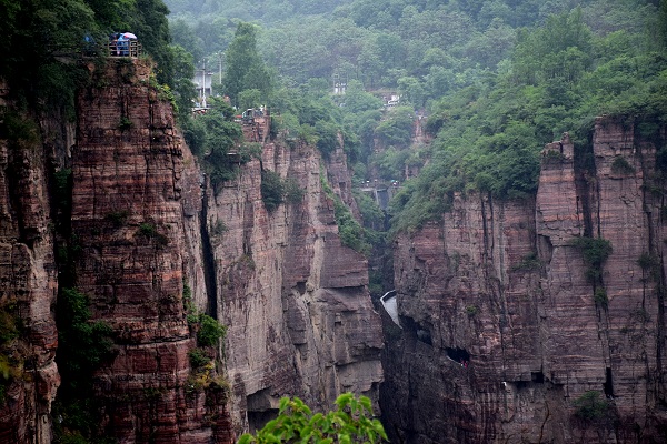 Guoliang-Dorf mit Tunnelstra�e