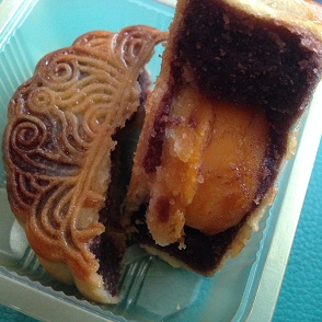 Mondkuchen zum Mondfest: Dousha Danhuang