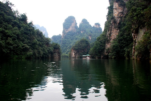 Baofenghu-See im Naturschutzgebiet Suoxiyu im Nationalpark Zhangjiajie Baofenghu-See im Naturschutzgebiet Suoxiyu im Nationalpark Zhangjiajie
