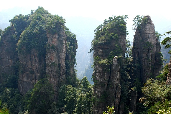 Huangshizhai in Zhangjiajie Huangshizhai in Zhangjiajie